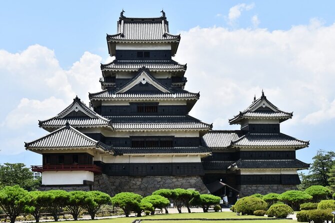 1-Day Tour From Nagano and Matsumoto Kamikochi & Matsumoto Castle