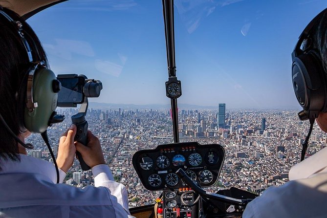 [18 Min] Osaka Helicopter Tour: Osaka Cultural Heritage Tour