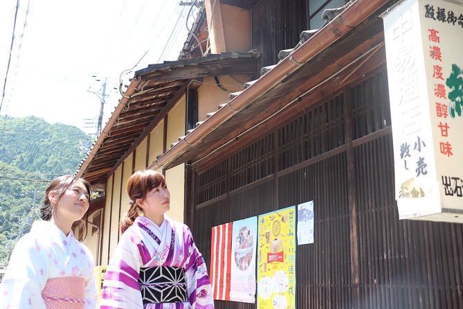 Experience With Kimono! Castle Town Retro Tour Local Tour & Guide