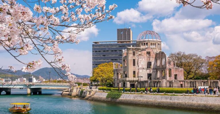 From Osaka or Kyoto: Hiroshima and Miyajima Train & Bus Tour