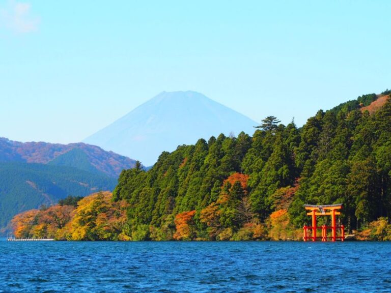 From Tokyo: Hakone, Owakudani, & Lake Kawaguchi Day Tour