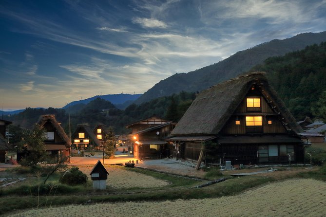 Gokayama and Shirakawago Photoshoot by Professional Photographer