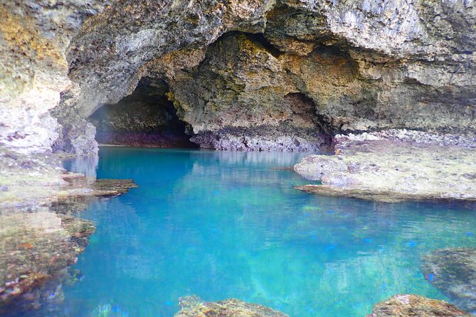 [Input TEXT TRANSLATED INTO English]:Kabira Bay Sup/Canoe Blue Cave Snorkeling[Directions]:The Given Input TEXT Is Already in English, so No Translation Is Necessary