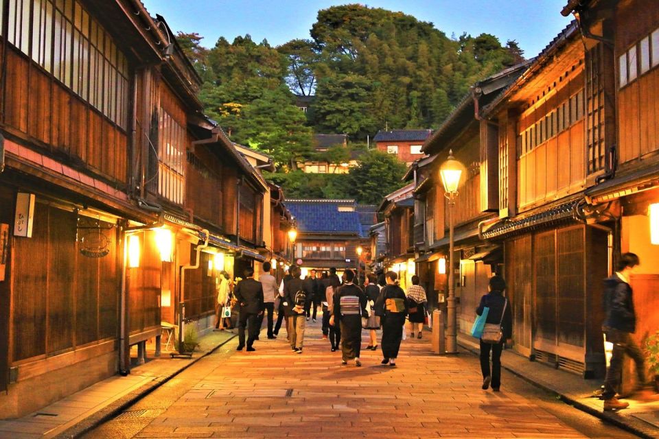 Kanazawa: Private Tour With Local Guide - Tour Details