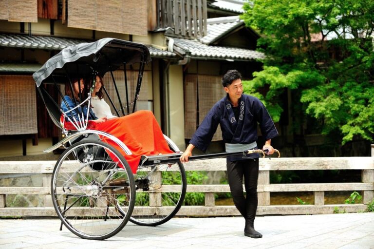 Kyoto: Private Rickshaw Tour of Gion and Higashiyama Area