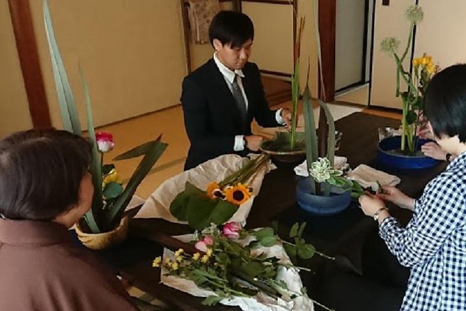 KYOTO Tea Ceremony With Japanese Flower Arrangement IKEBANA - Ikebana History and Practice