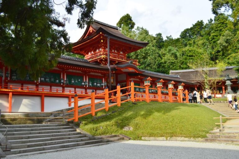 Nara: Audio Guide Delve Into Todai-Ji & Kasuga Taisha