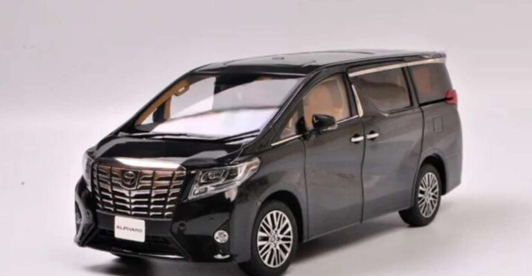 Narita Airport: Private One Way Transfer by Luxury Car/Van