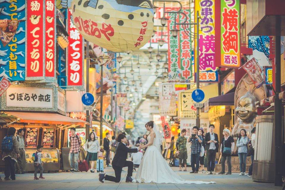 Private Couples Photoshoot in Osaka W/ Professional Artists - Activity Details