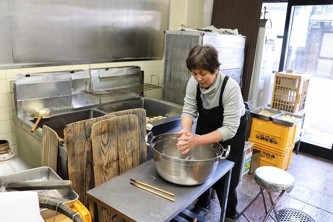 Private Market Visit, Tofu Intro & Cooking Class With Kyoto Local - Overview