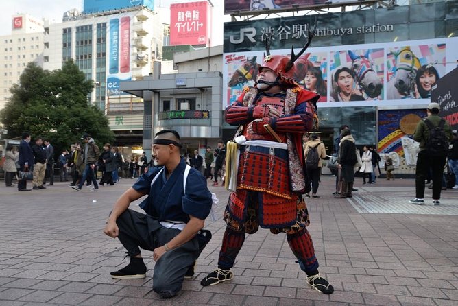 Samurai Photo Shooting at Street in Shibuya - Experience the Samurai Lifestyle