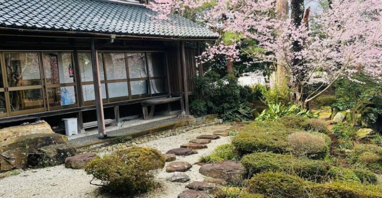 Silence Retreat at a Temple With English Speaking Monk