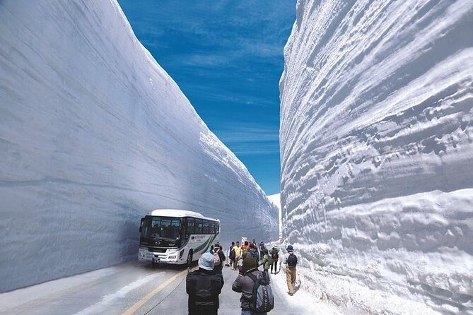 Tateyama Kurobe Snow Wall! Hida Takayama & Shirakawa-go