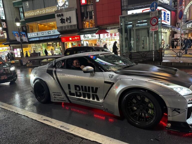 Tokyo & Daikoku: Self-Drive PA GT-R LBWK Custom Guided Tour