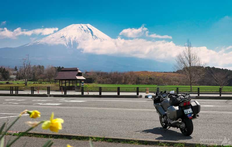 Tokyo: Private Motorcycle Day Trip to Fuji and Hakone: Onsen - Trip Details