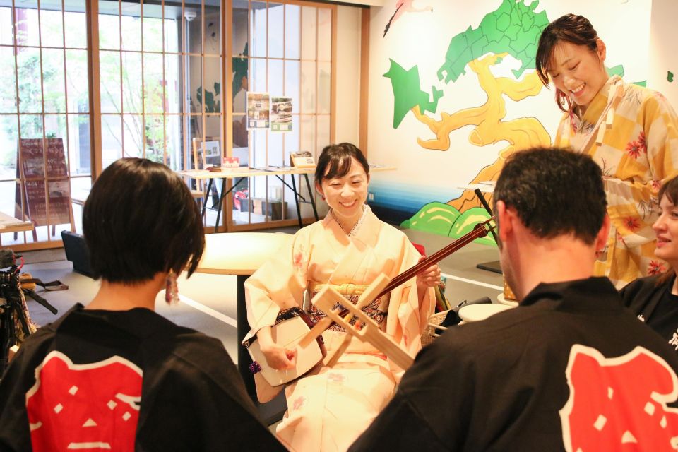 Tokyo Shami: Lets Make a Mini Shamisen and Play It! - Activity Highlights