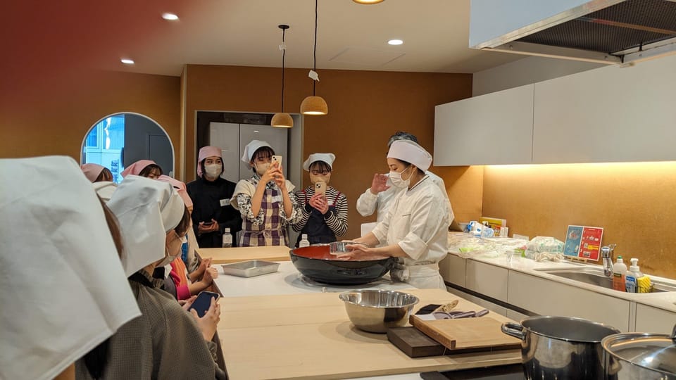 Tokyo: Soba (Buck Wheat Noodles) Making Experience - Experience Details