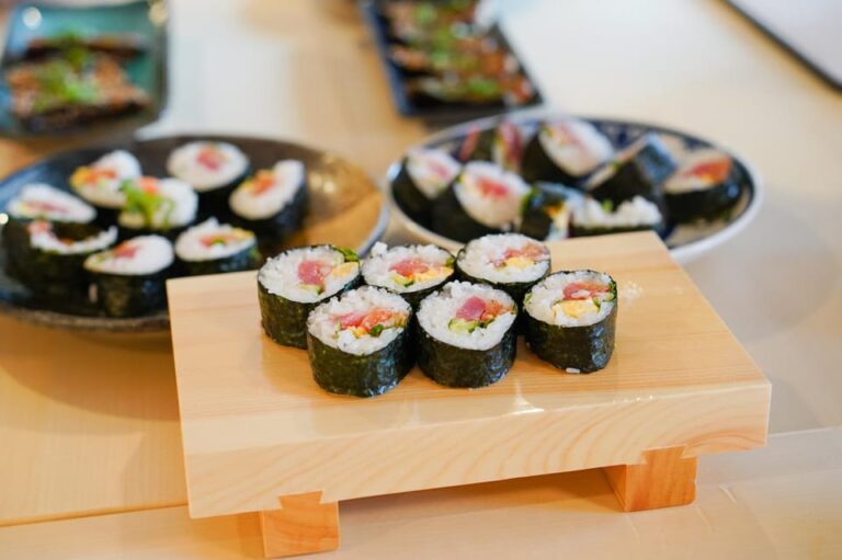 Tokyo: Sushi Cooking Class With Sake Tasting