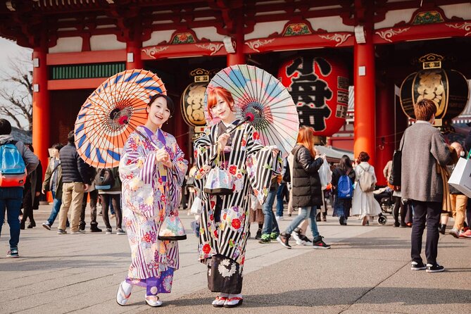 Asakusa, Tokyo: Traditional Kimono Rental Experience at WARGO - Rental Fees and Inclusions