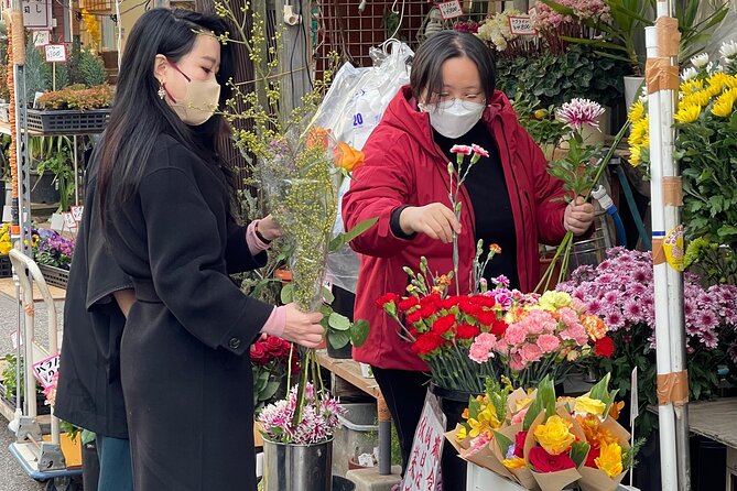 Flower Arrangement "Ikebana" in YANAKA / Taito-ku / TOKYO. - Meeting and Pickup