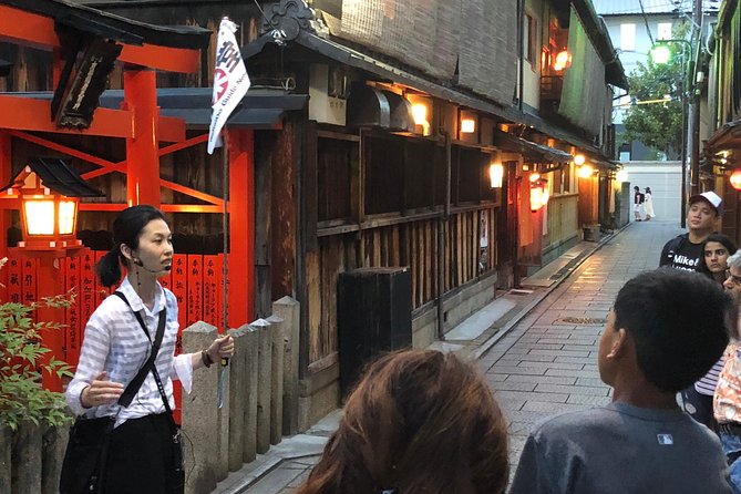 Gion Walking Tour by Night - Tour Experience
