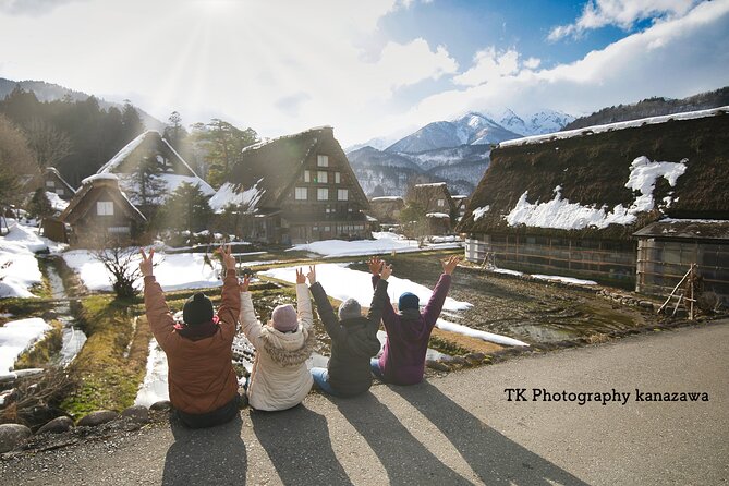 Gokayama and Shirakawago Photoshoot by Professional Photographer - Tour Description