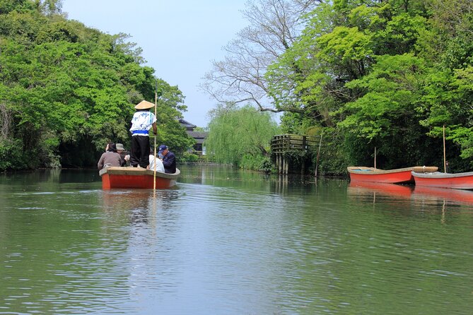 Half-Day Guided Yanagawa River Cruise and Grilled Eel Lunch - Group Size and Operator Information