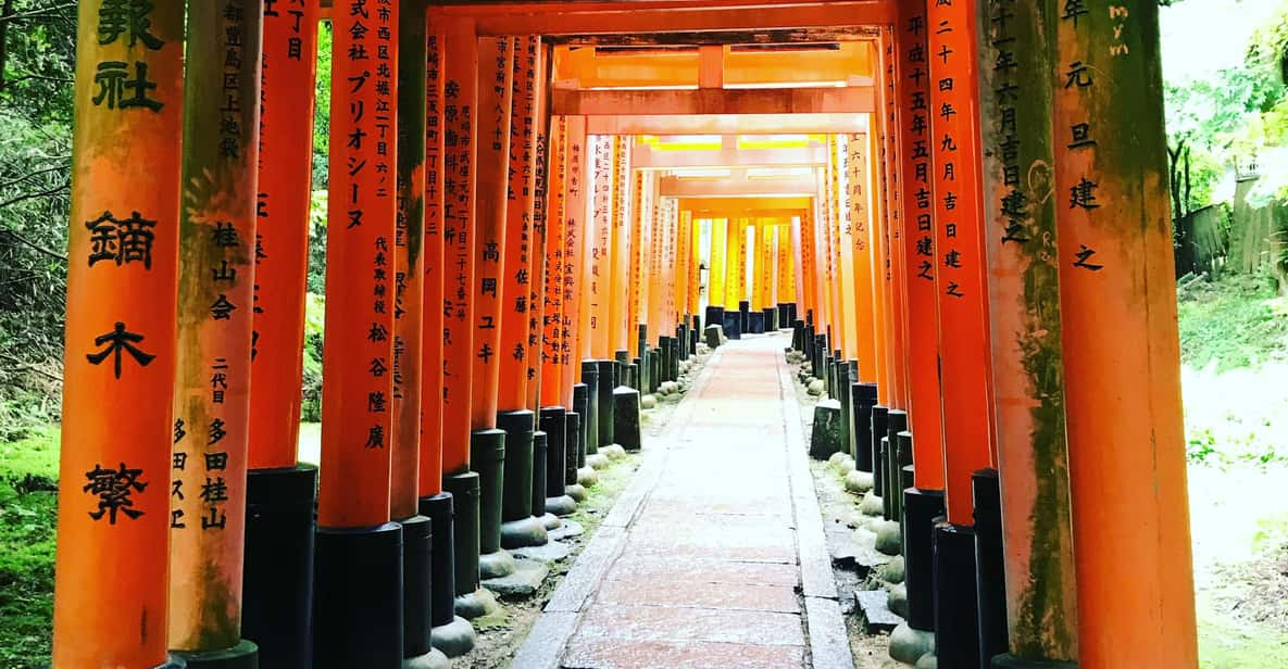 Inside of Fushimi Inari - Exploring and Lunch With Locals - Activity Itinerary