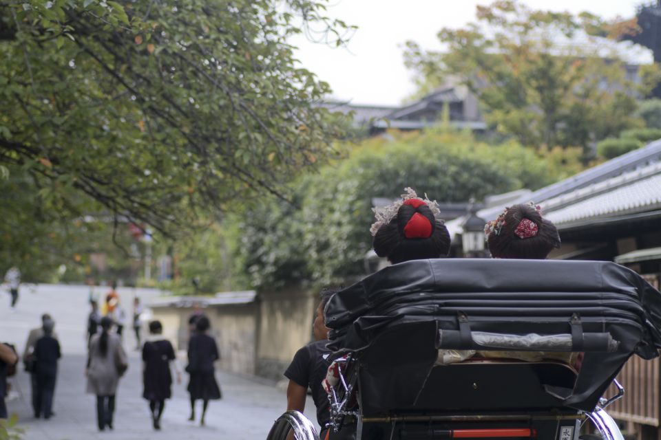 Kyoto: Private Rickshaw Tour of Gion and Higashiyama Area - Booking Information