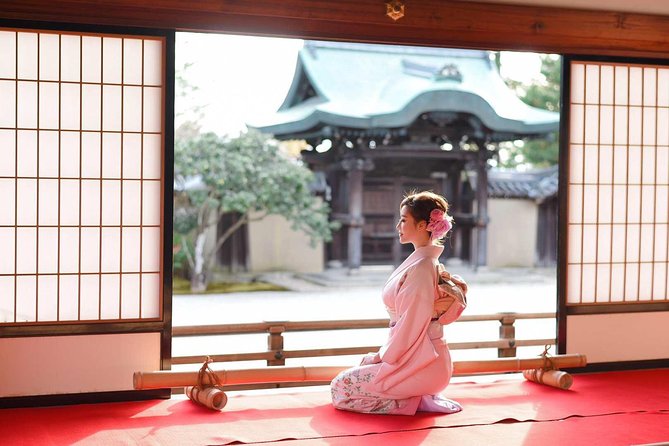 [Kyoto Street Shot] Capturing Every Wonderful Moment of Travel With the Camera (Free Kimono Experience) - Traveler Photoshoot Experience