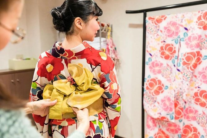 Long-sleeved Furisode Kimono Experience in Kyoto - Historical Sightseeing