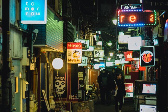 Private Shinjuku Evening Walking Tour With a Local Guide - Meeting Point Details