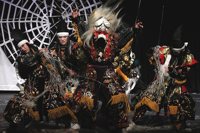 Sightseeing in Miyajima and Night Kagura Performance in Hiroshima City - Private Tour Details