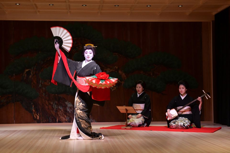 Tokyo: Traditional Performing Arts Show With Lunch/ Dinner - Show and Dining Experience