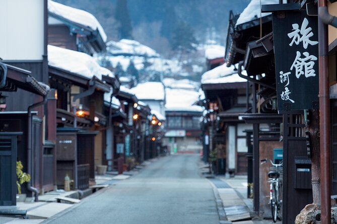 1Day Private Shirakawago and Takayama With Public Bus From Nagoya - Cancellation Policy