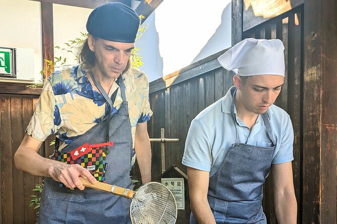 Buckwheat Noodles Cooking at Old Folk House in Izumisano, Osaka - Operator Information