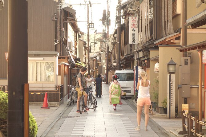 Discover the Beauty of Kyoto on a Bicycle Tour! - Tour Logistics