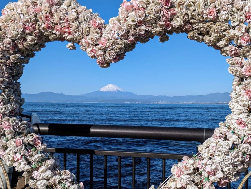 Enchanting Morning Walk on Enoshima Island - Local Food Tasting