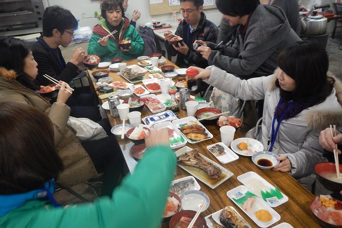 Good Morning Breakfast at Local Fish Market With a Guide - Questions