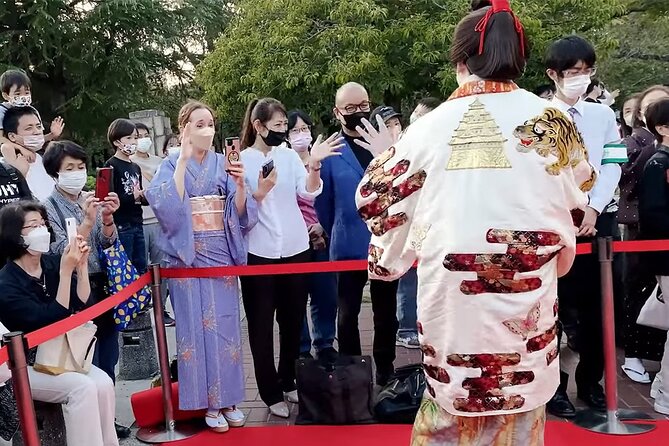 Guided Geisha and Kabuki Style Dance Performance in Nagoya - Transportation Options