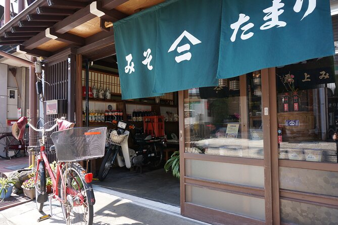 Gujo Hachiman All Must-Sees Full Day Private Tour With Government-Licensed Guide - Meeting and Pickup