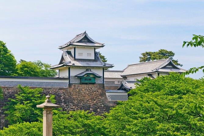 Kanazawa's Timeless Culture Private Tour - Meeting Point and Pickup