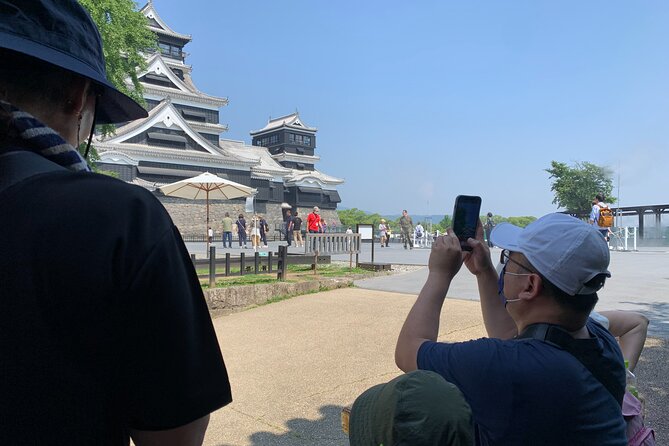 Kumamoto Castle Walking Tour With Local Guide - Meeting Point Details