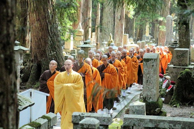 Mt. Koya Sacred Half-Day Private Tour With Government Licensed Guide - Accessibility Information