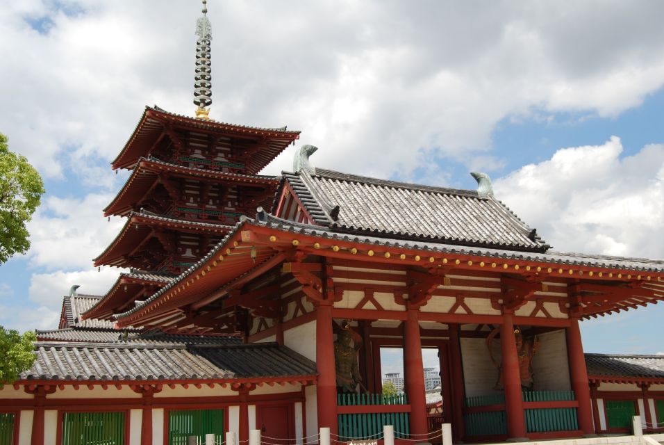 Osaka: Full-Day Sightseeing Tour by Private Vehicle - Itinerary Highlights