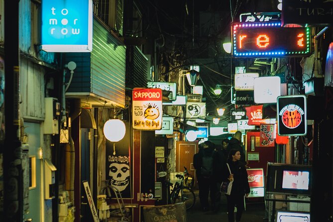 Private Shinjuku Nightlife Walking Tour & Golden-Gai Bar Crawl - Traveler Engagement Options