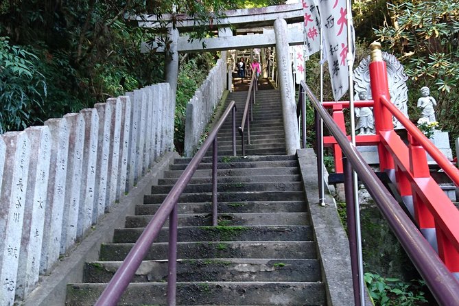 Stroll Around the Peaceful Mountain Village of Yoshinoyama - Must-See Sights