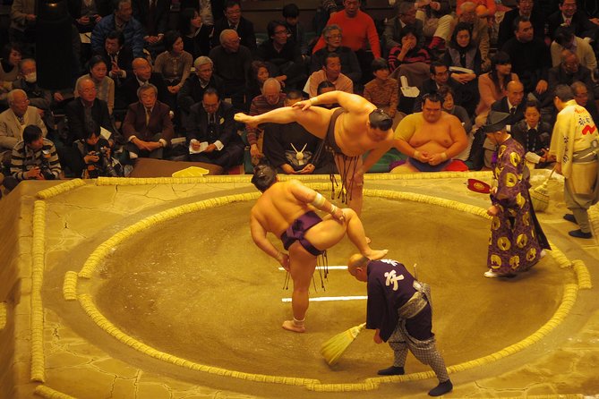 Sumo Wrestling Tournament Experience in Tokyo - Sumo Wrestling Insights