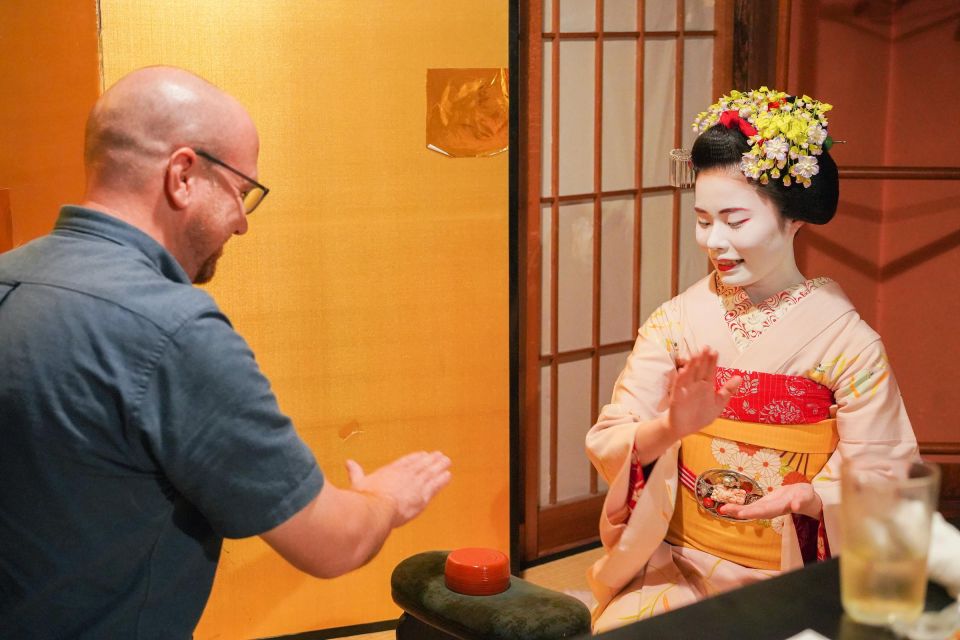 Dinner With Maiko in Traditional Kyoto Style Restaurant Tour - Meeting Point