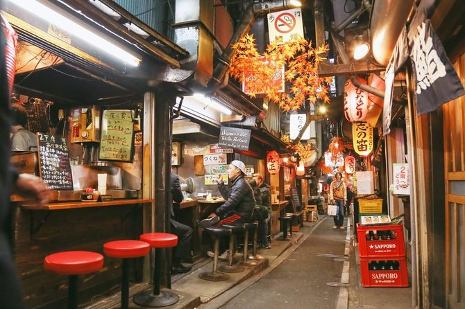 Shinjuku Omoide Yokocho, Kabukicho and Golden Gai Food Tour - Cultural Immersion